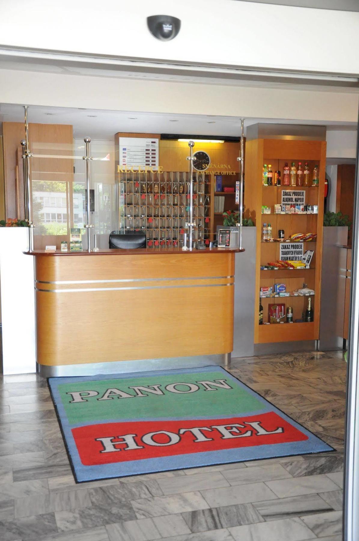 Hotel Panon Hodonín Exteriör bild